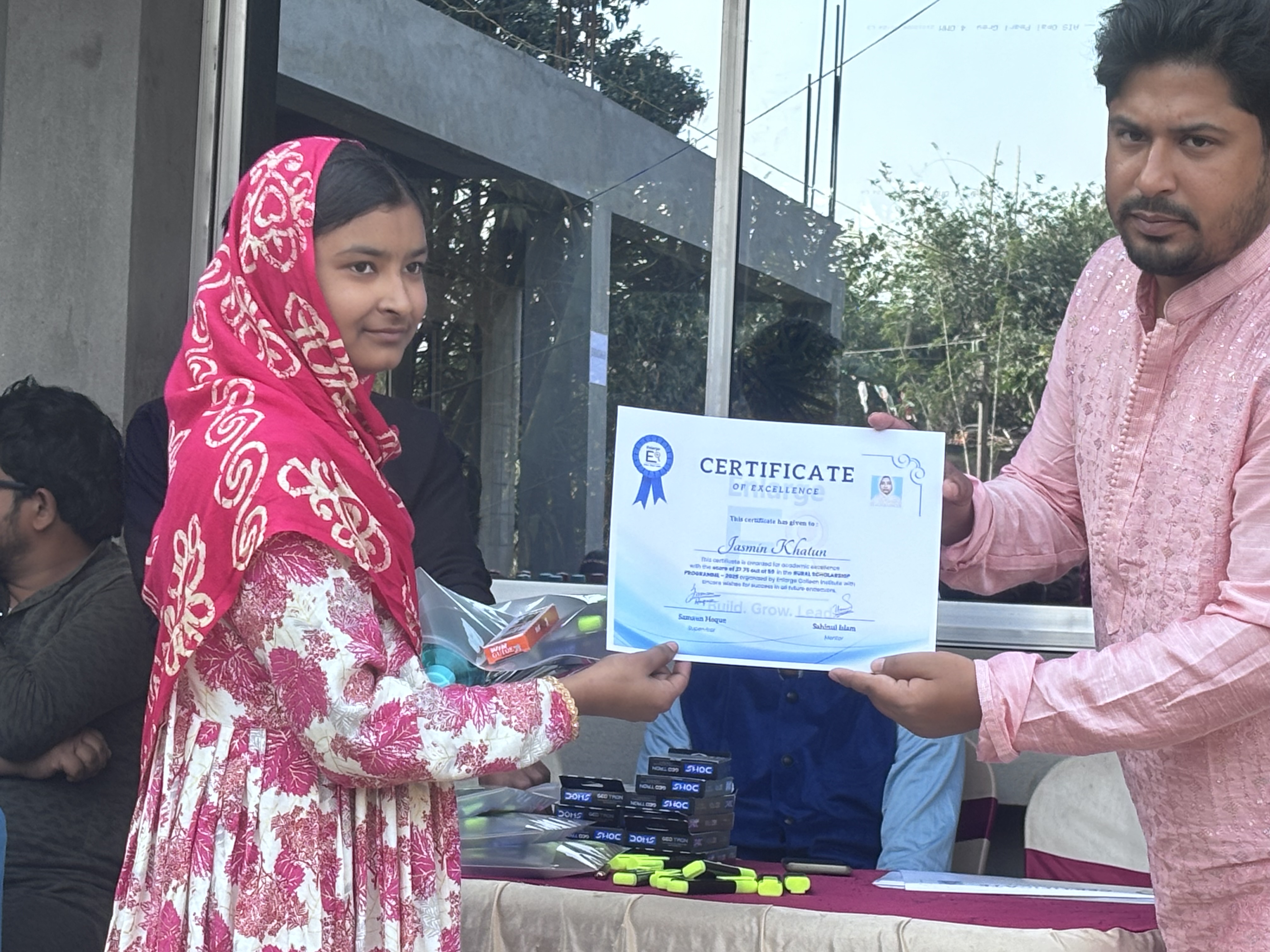 Enlarge Colleen Institute Image